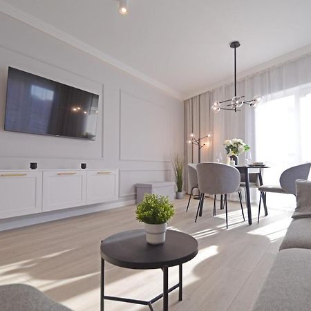 Flotylla-Apartamenty Bryza - Parking Swinoujscie Bagian luar foto